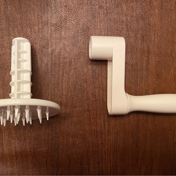 OXO Tabletop Spiralizer - Picture 7 of 10